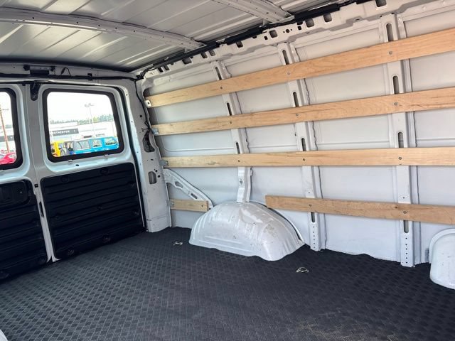 Used 2025 GMC Savana 2500 w/ Driver Convenience Package RWD image 19