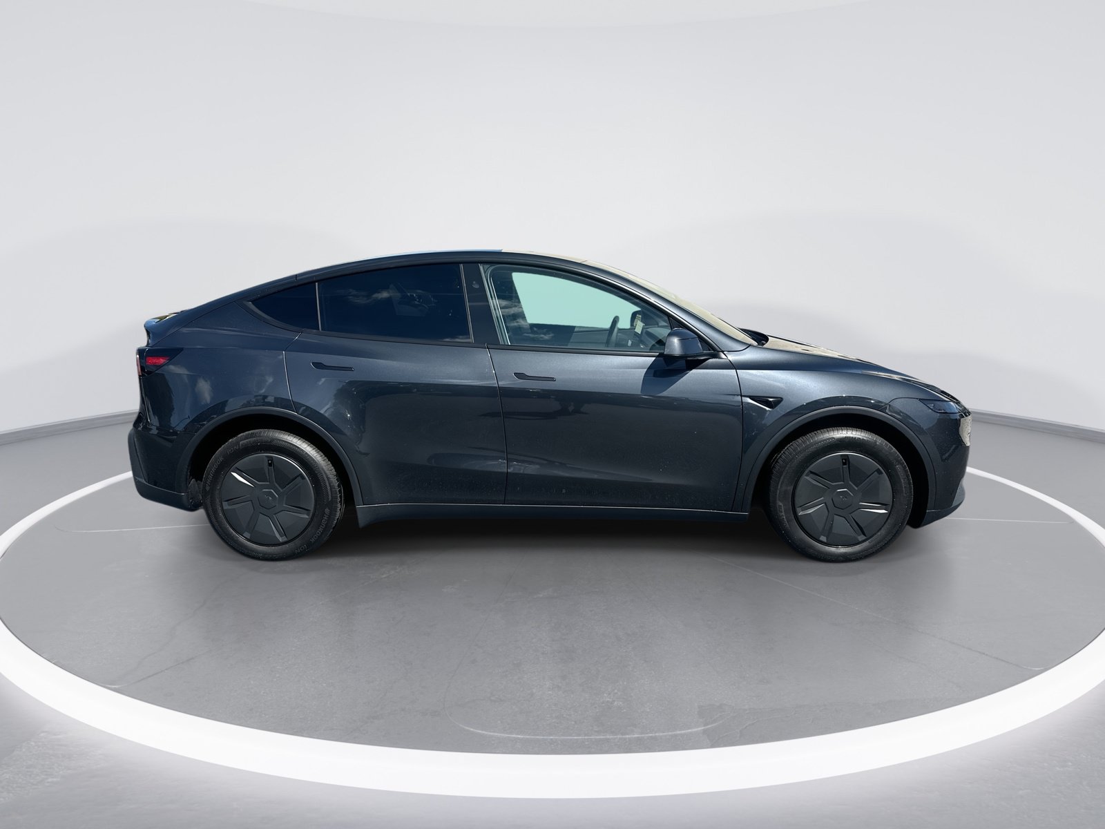 Used 2026 Tesla Model Y AWD image 10