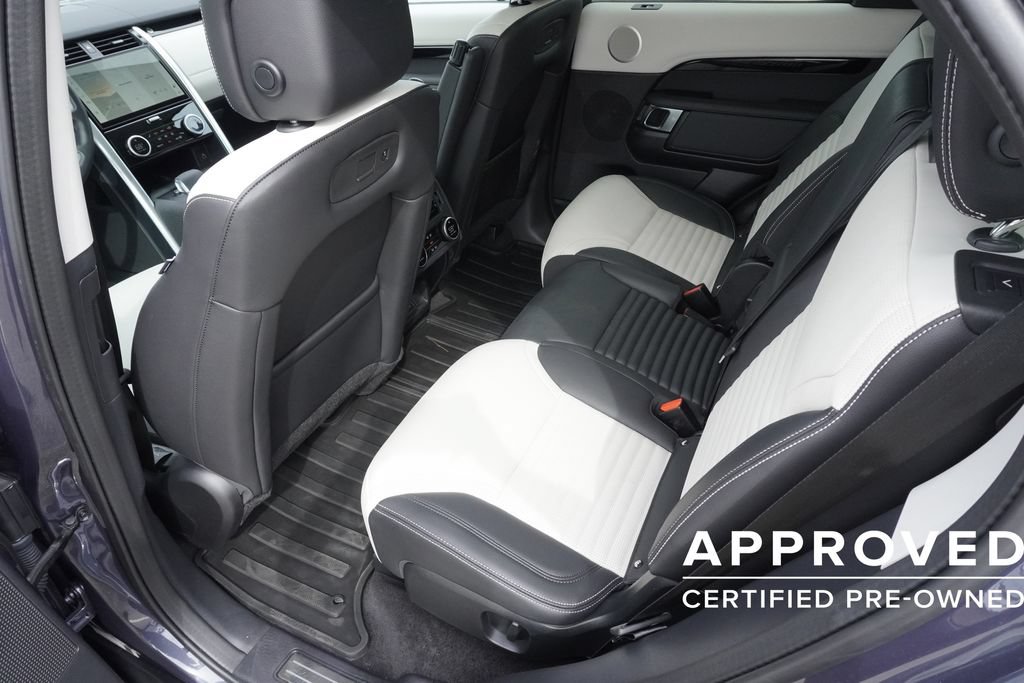 Used 2025 Land Rover Discovery S AWD/4WD image 29