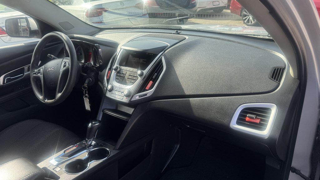 Used 2017 GMC Terrain SLE FWD image 27