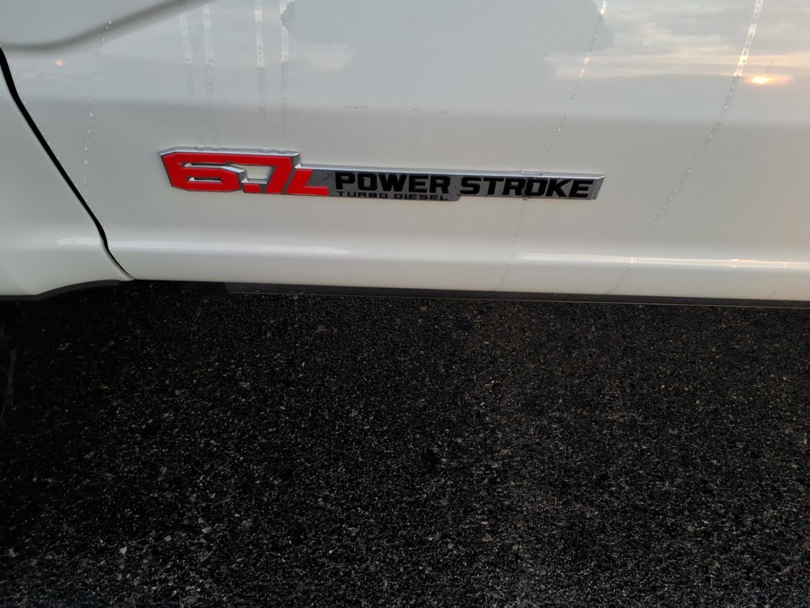 New 2026 Ford F250 Platinum w/ Tremor Off-Road Package image 8