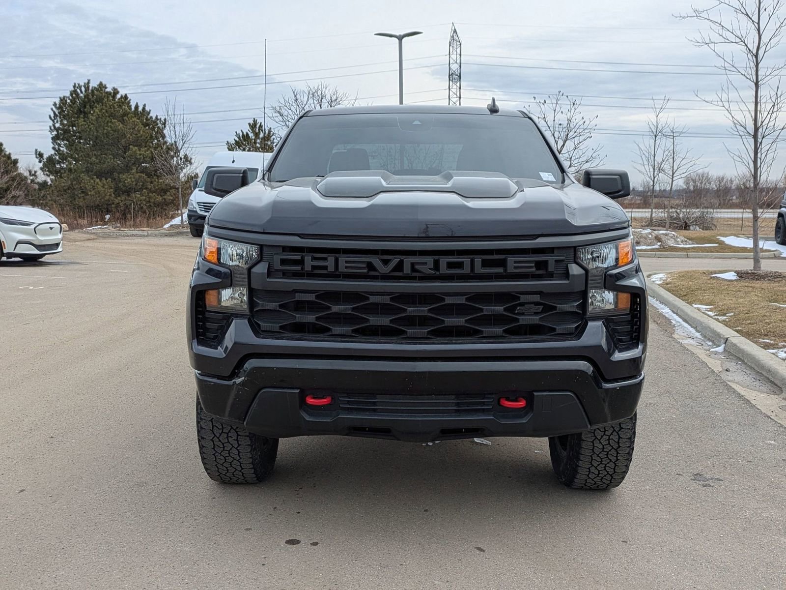 Used 2023 Chevrolet Silverado 1500 Custom Trail Boss w/ LPO, Dark Essentials Package image 12