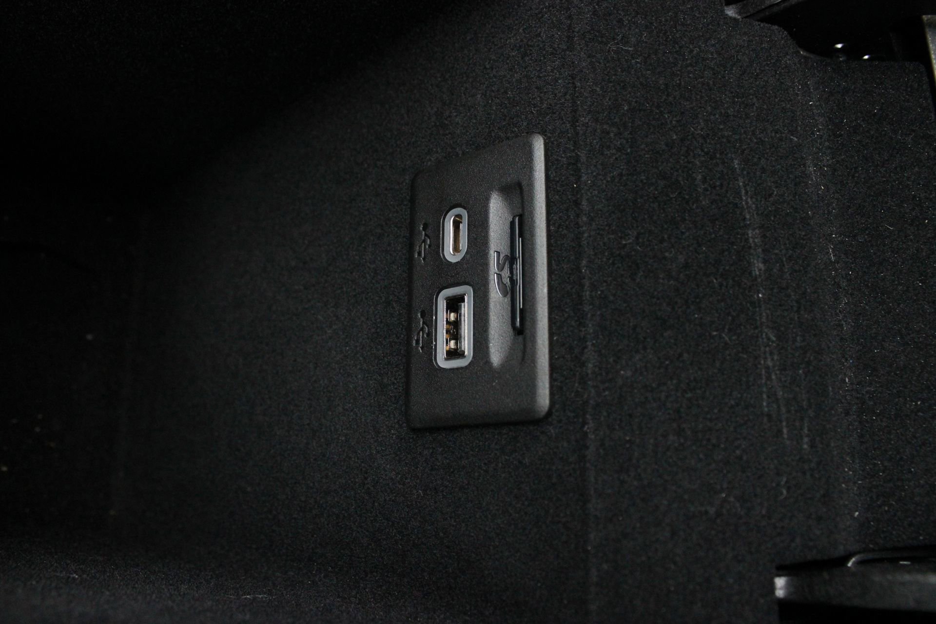 Used 2024 Cadillac XT5 Premium Luxury w/ LPO, Floor Liner Package AWD/4WD image 57