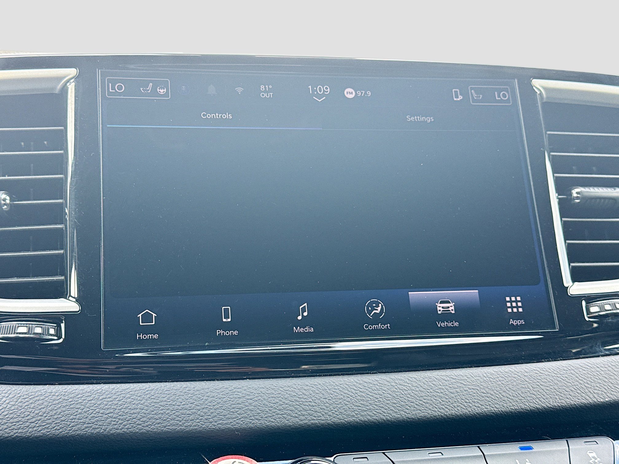Used 2025 Chrysler Pacifica Select FWD image 29