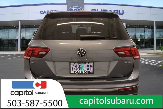 Used 2022 Volkswagen Tiguan SE AWD/4WD image 5
