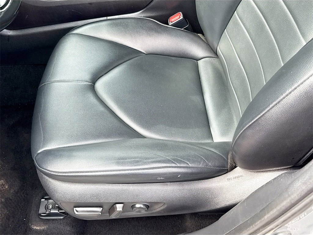 Used 2022 Toyota Highlander XLE image 20