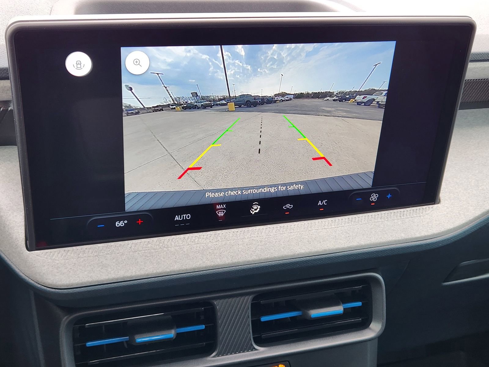 New 2026 Ford Maverick XLT image 18