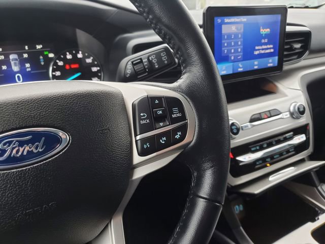 Used 2022 Ford Explorer XLT image 14