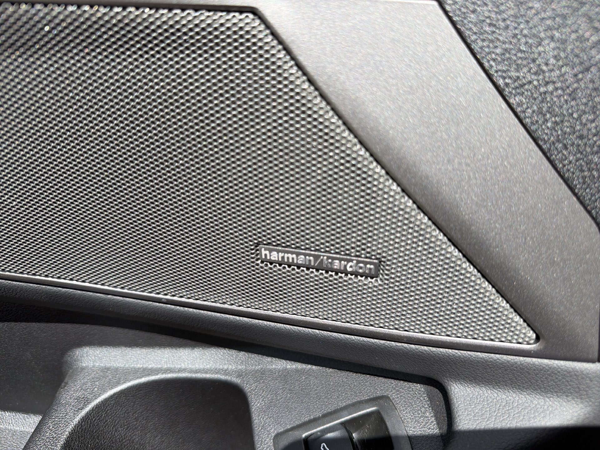 Used 2025 BMW M340i RWD image 29