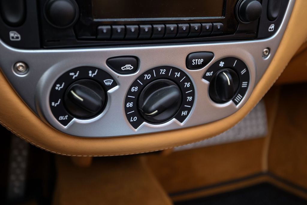 Used 2005 Ferrari 360 Spider image 33