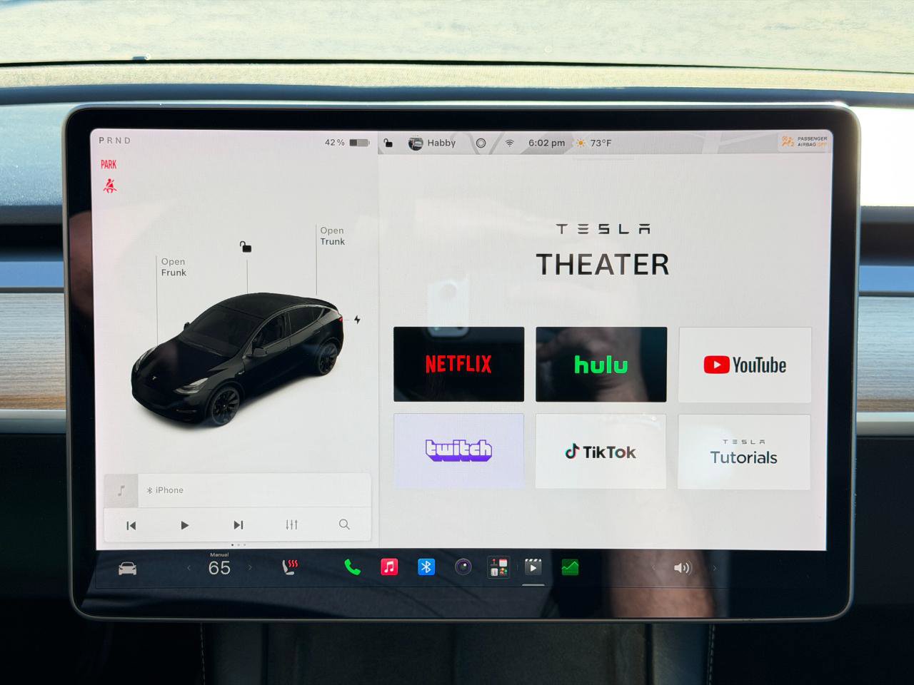 Used 2021 Tesla Model Y Long Range AWD/4WD image 64
