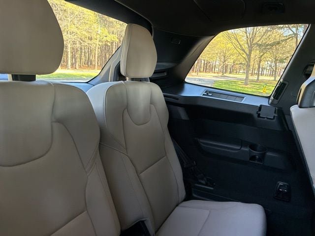 New 2026 Volvo XC90 B6 Plus w/ Protection Package Premier AWD/4WD image 27