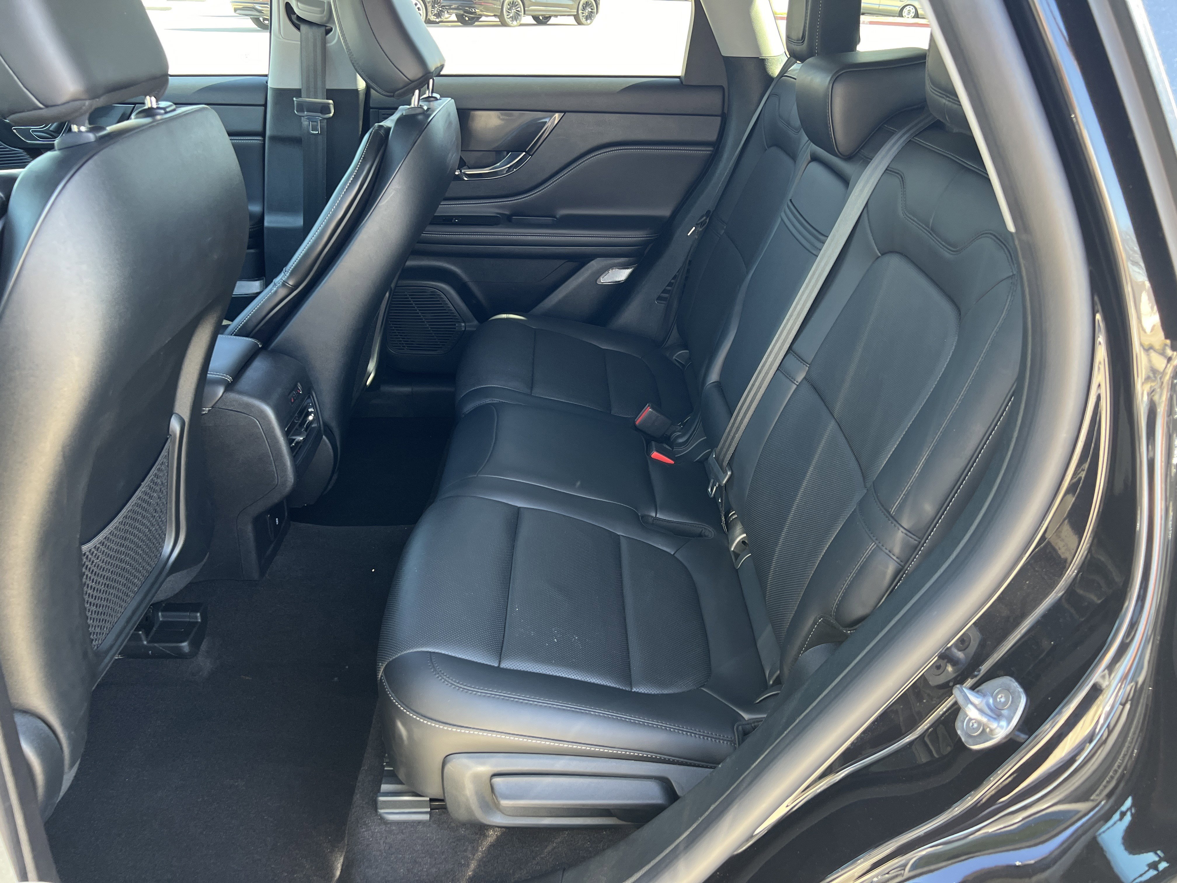 Certified 2022 Lincoln Corsair FWD w/ Premium Package image 31