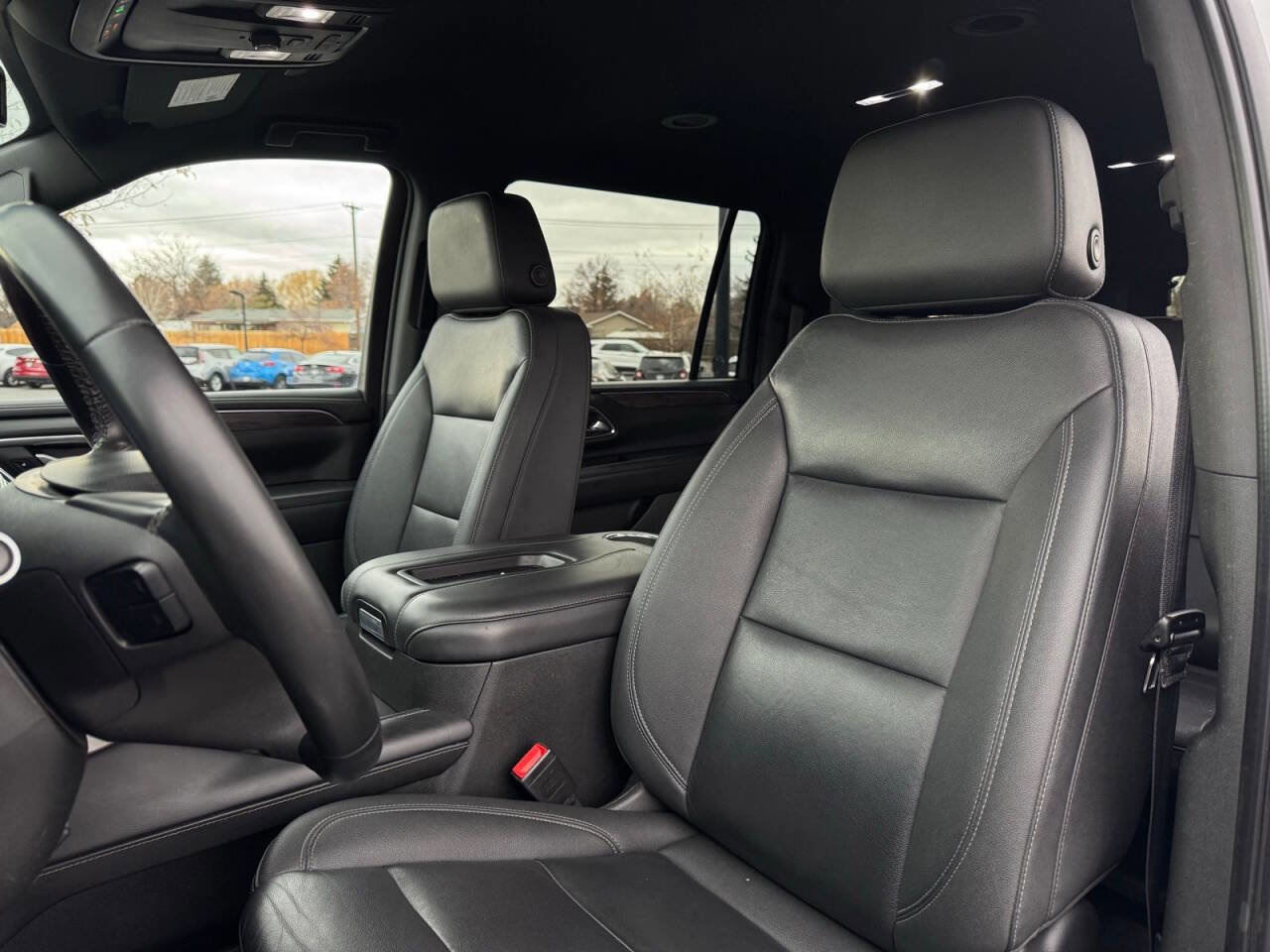 Used 2023 Chevrolet Suburban LT image 12