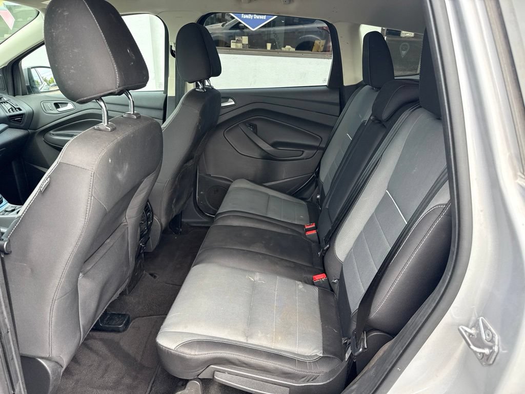 Used 2015 Ford Escape SE w/ Equipment Group 201A AWD/4WD image 34
