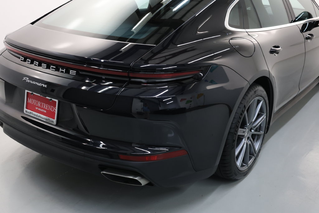 Used 2025 Porsche Panamera image 61