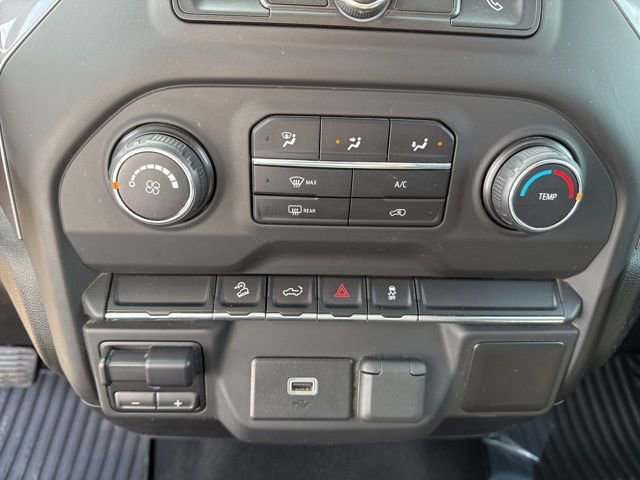 Used 2019 Chevrolet Silverado 1500 Custom Trail Boss w/ Custom Convenience Package AWD/4WD image 30