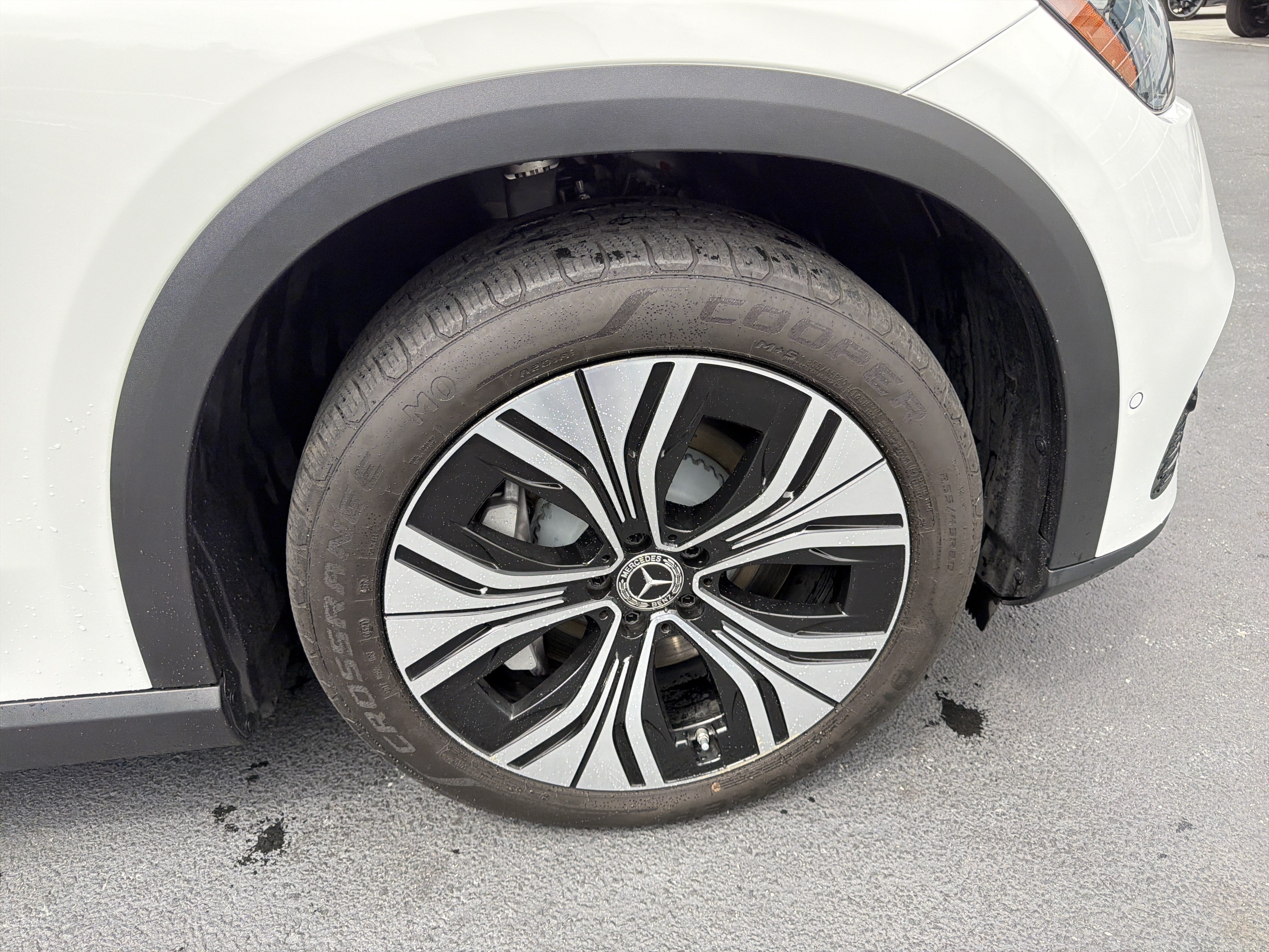 Certified 2025 Mercedes-Benz EQE 350+ 4MATIC SUV w/ Driver Assistance Package image 13