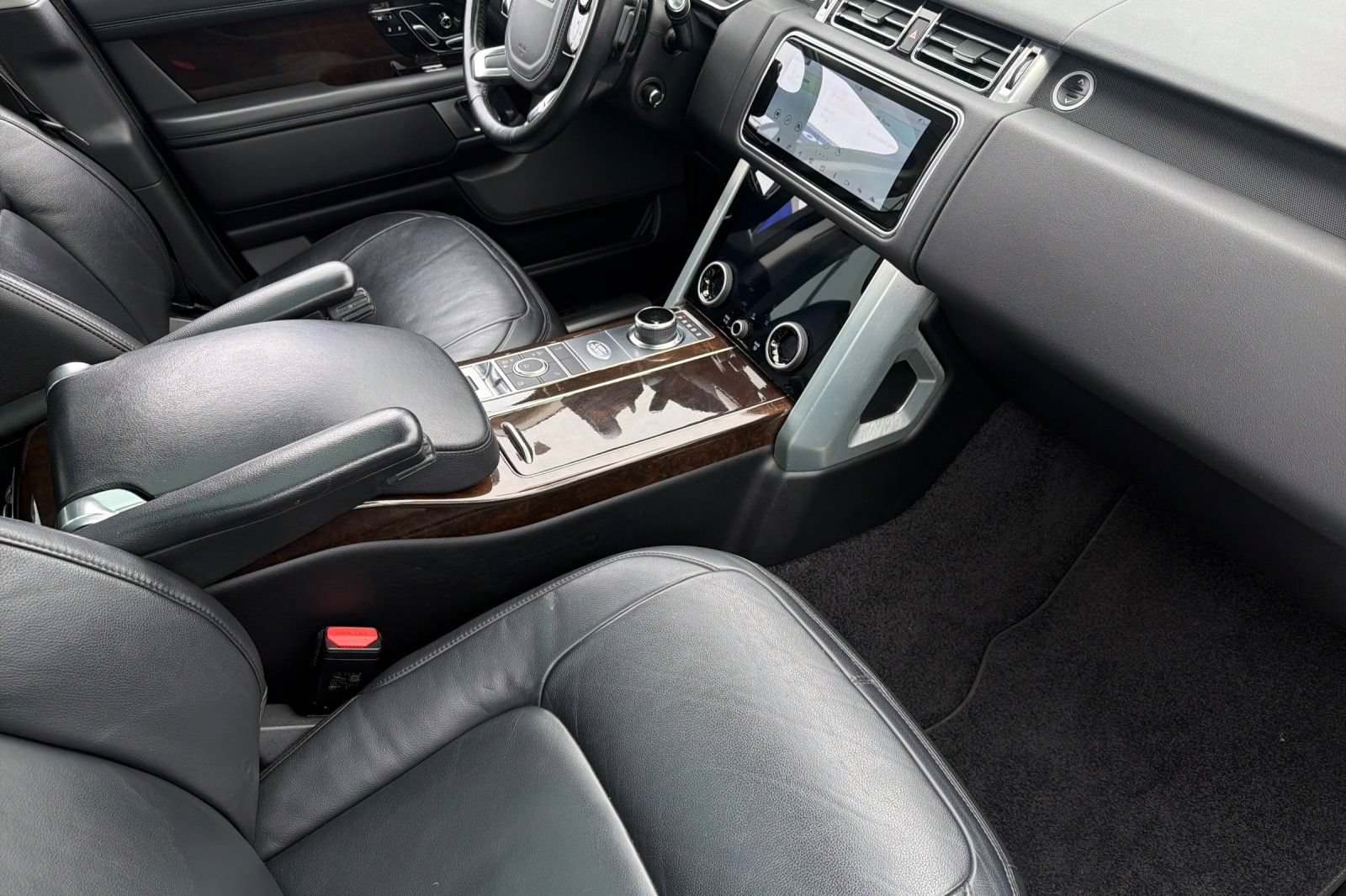 Used 2020 Land Rover Range Rover AWD/4WD image 19