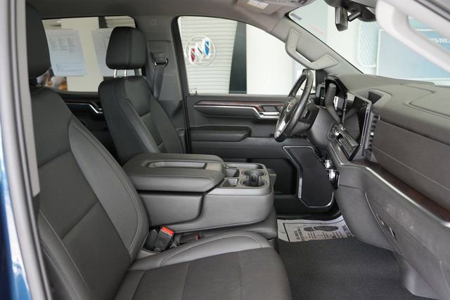 Used 2022 GMC Sierra 1500 SLT w/ X31 Off-Road Package image 23