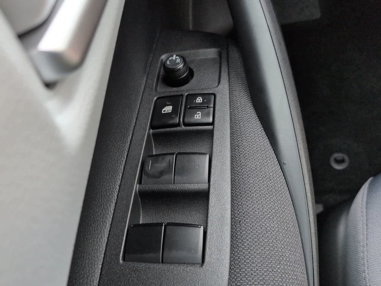 New 2026 Toyota Corolla SE FWD image 21