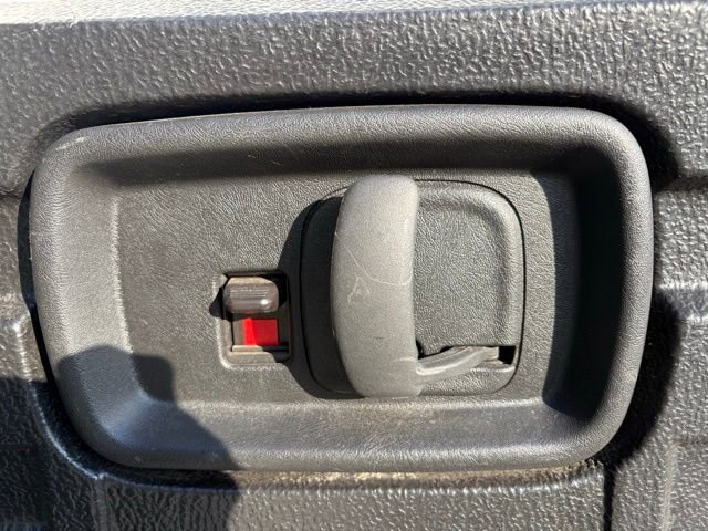 Used 2024 GMC Savana 2500 Work Van w/ Driver Convenience Package image 9