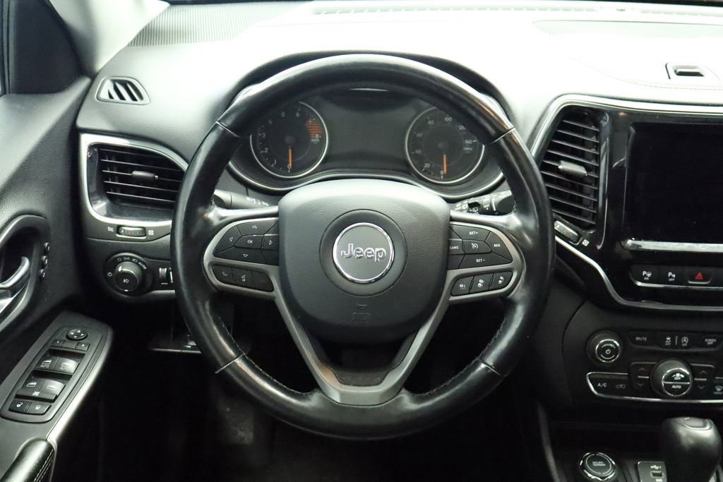 Used 2021 Jeep Cherokee Limited image 26