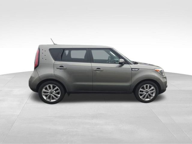 Used 2017 Kia Soul + w/ Audio Package image 8