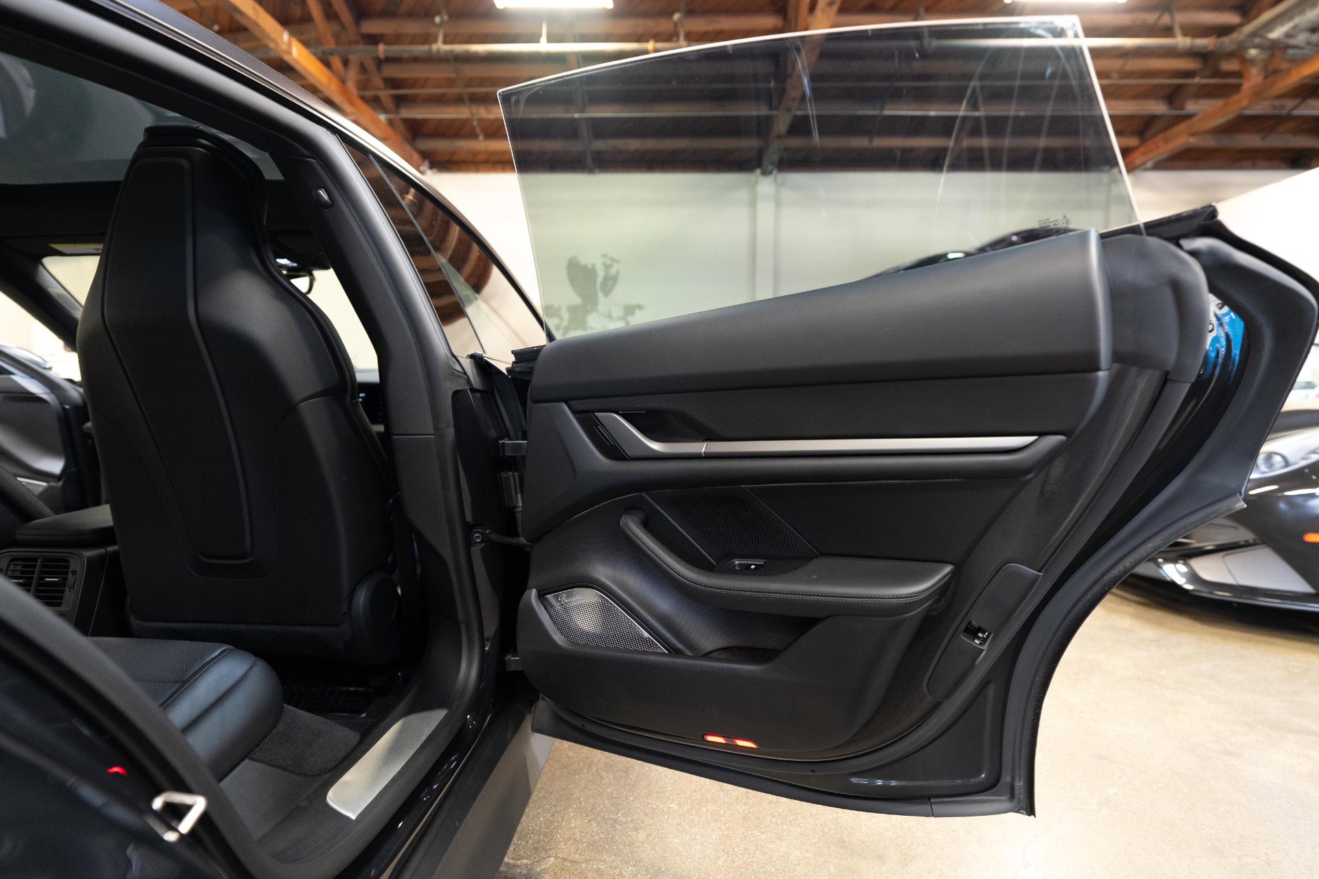 Used 2025 Porsche Taycan RWD image 78