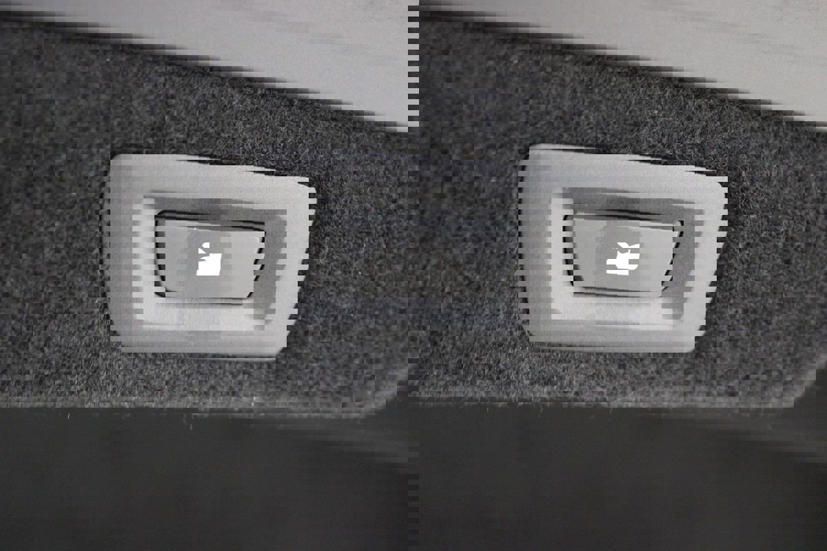 Used 2023 Lucid Air Pure image 34