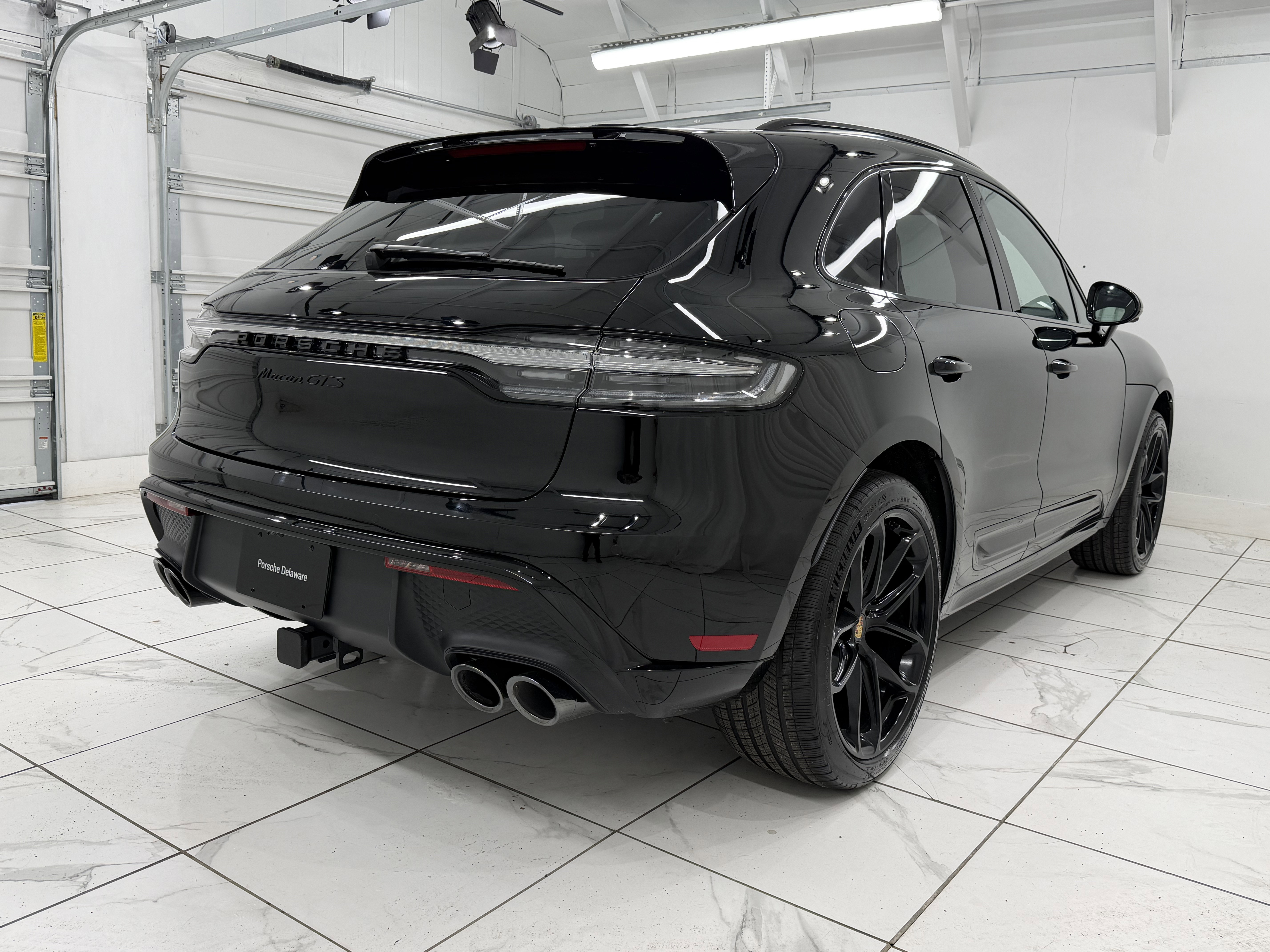 New 2026 Porsche Macan GTS image 13