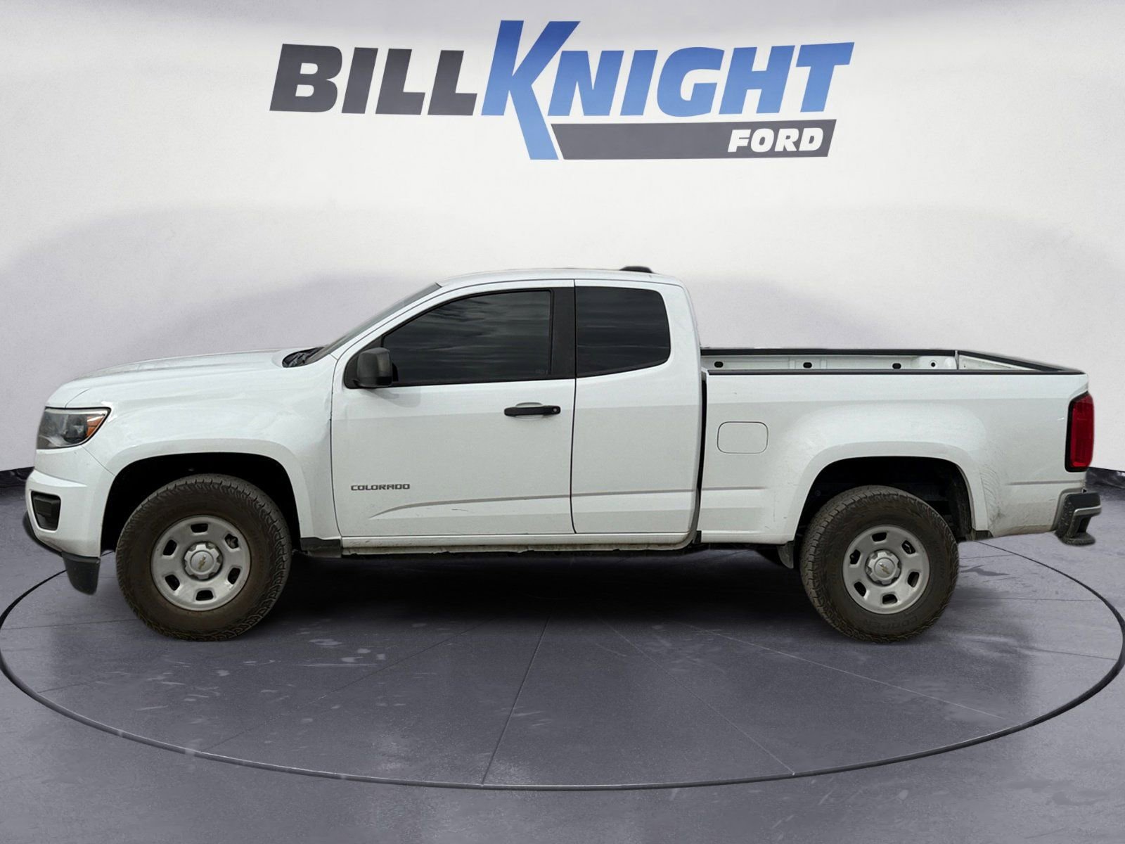 Used 2020 Chevrolet Colorado W/T image 2