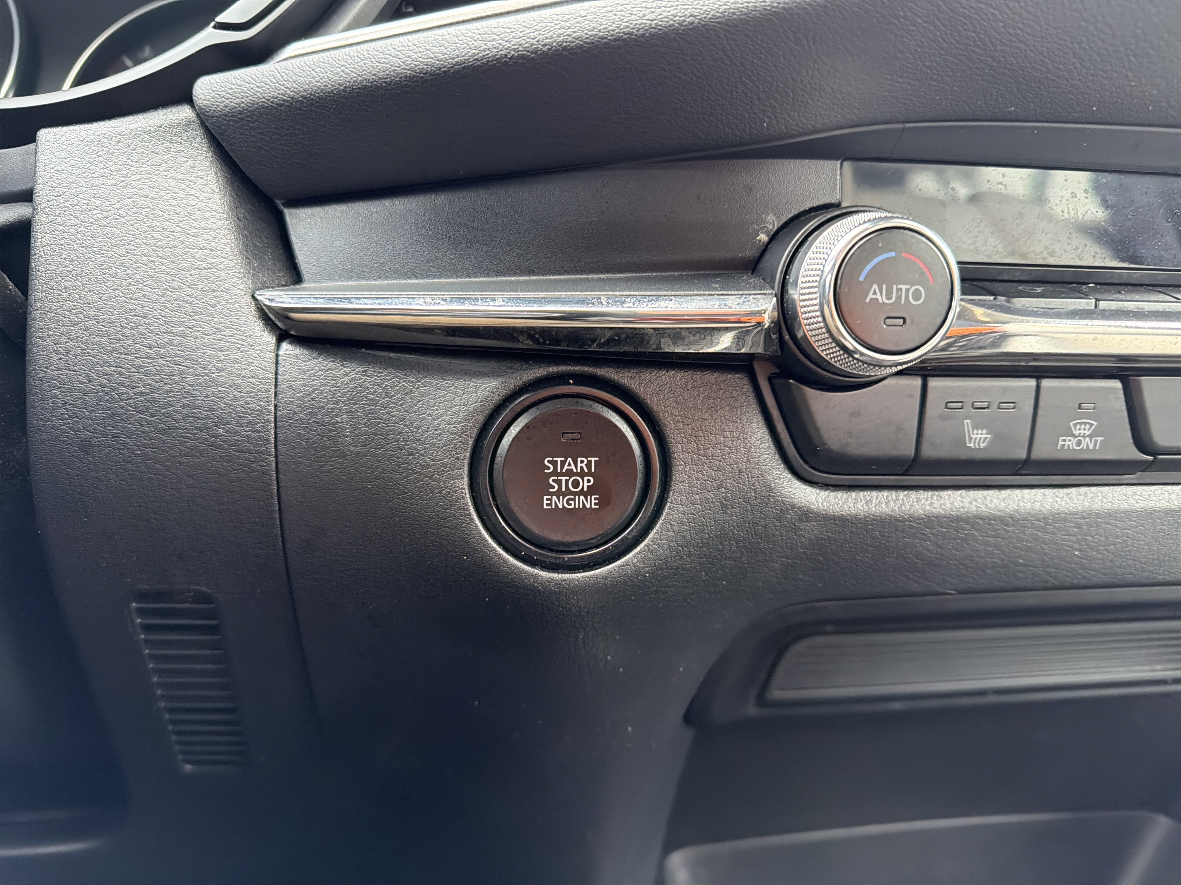 Used 2023 MAZDA CX-30 AWD 2.5 S w/ Preferred Package image 18