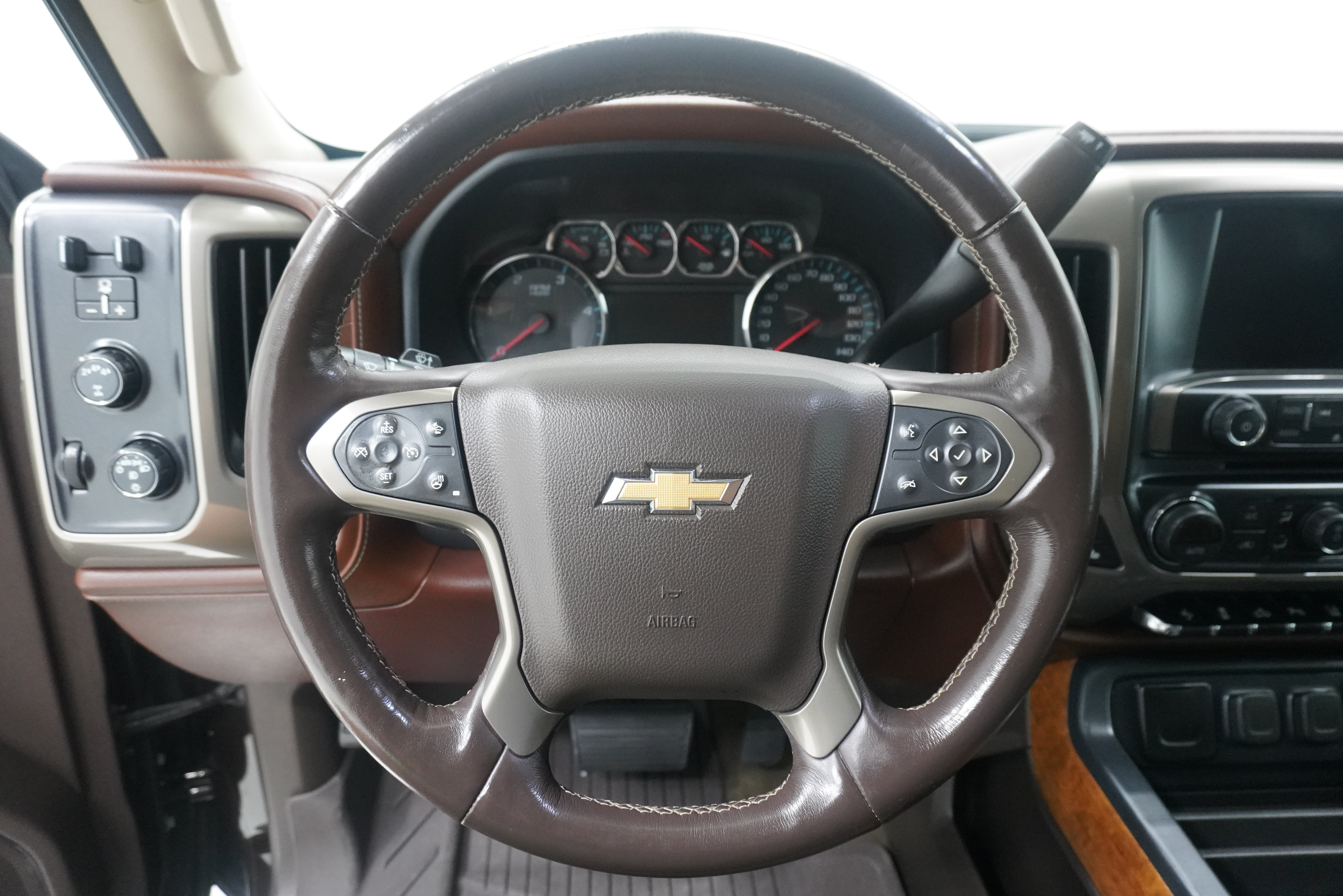 Used 2018 Chevrolet Silverado 3500 High Country w/ Duramax Plus Package AWD/4WD image 20