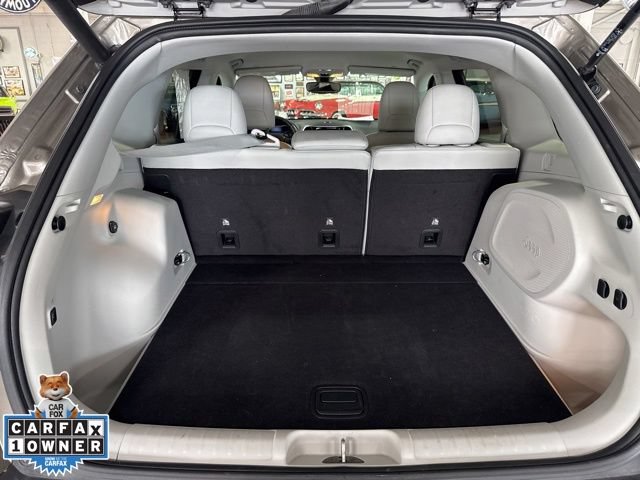 Used 2020 Jeep Cherokee Limited AWD/4WD image 35