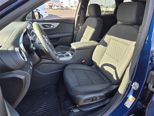 Used 2022 Chevrolet Blazer LT image 9