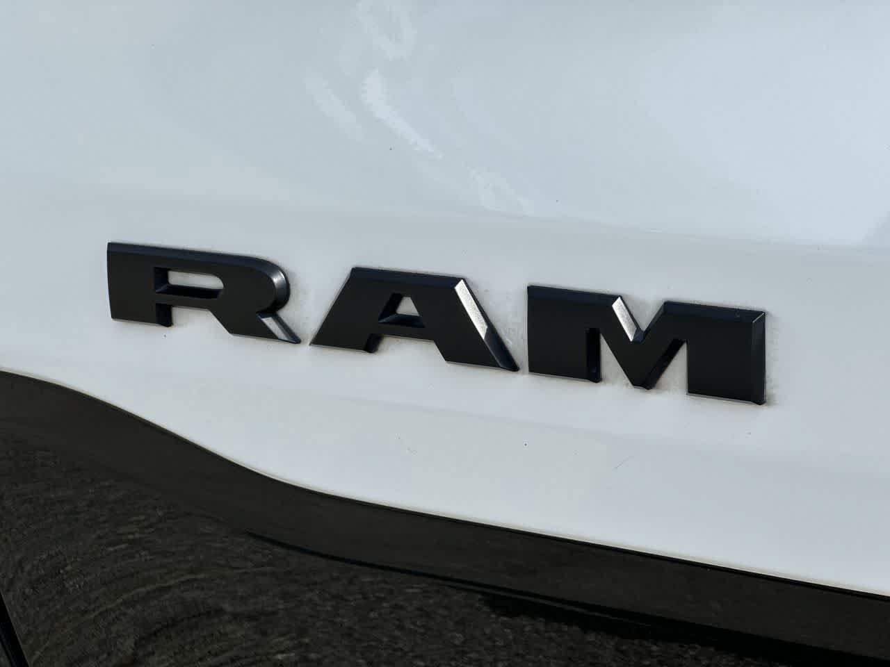Used 2024 RAM 1500 Rebel AWD/4WD image 11