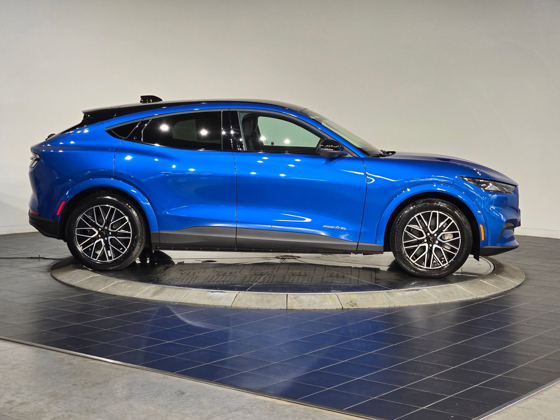 New 2025 Ford Mustang Mach-E Premium image 3