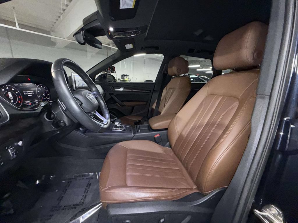 Used 2018 Audi Q5 Prestige w/ Prestige Package AWD/4WD image 2