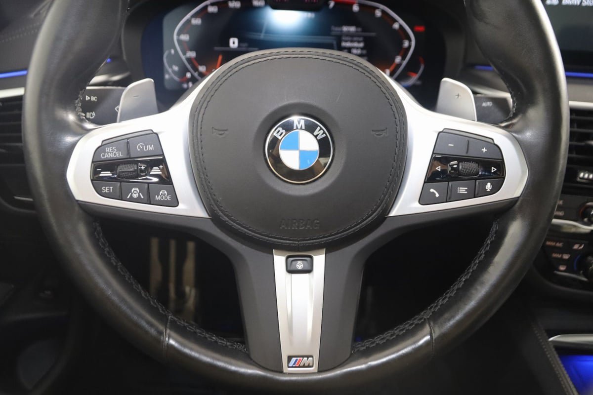 Used 2023 BMW M550i xDrive w/ Executive Package AWD/4WD image 48