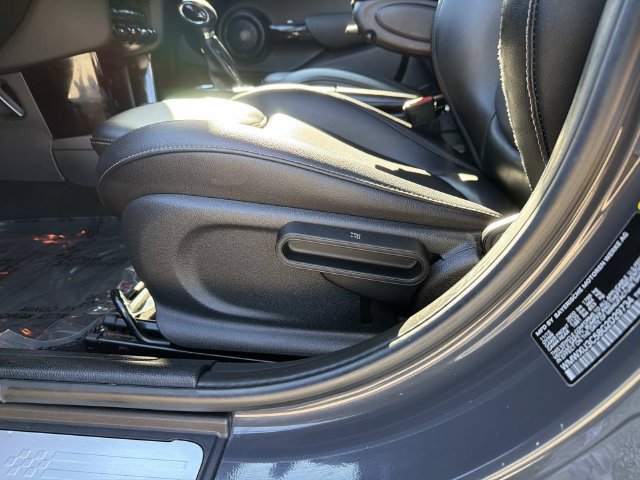 Used 2016 MINI Cooper S FWD image 13