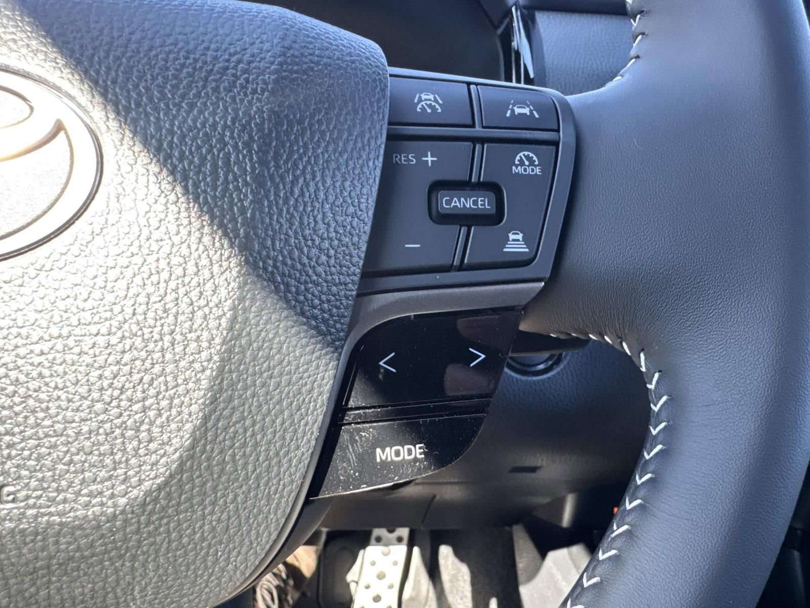 New 2026 Toyota Camry SE FWD image 13