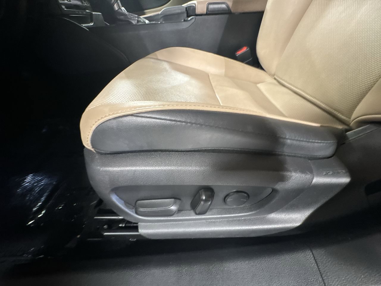 Used 2019 Lexus ES 350 F Sport image 17