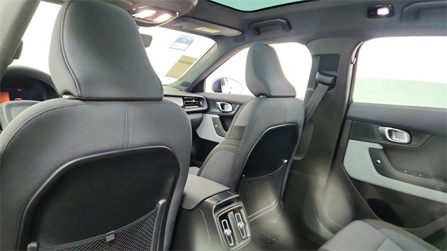 Used 2024 Polestar Polestar 2 w/ Pilot Pack image 30