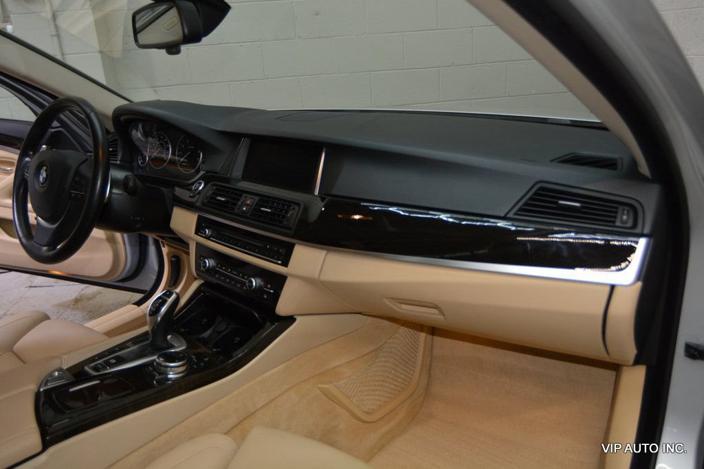 Used 2014 BMW 550i xDrive Sedan AWD/4WD image 10