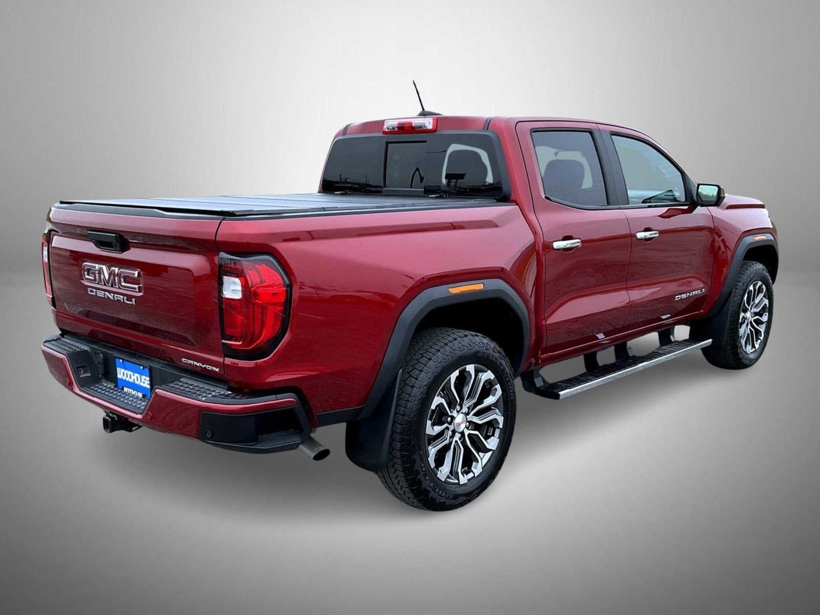 Certified 2024 GMC Canyon Denali image 5