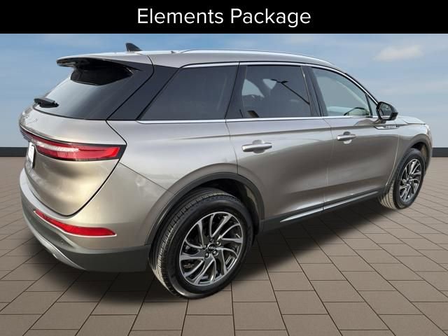 Used 2020 Lincoln Corsair FWD w/ Equipment Group 101A image 7