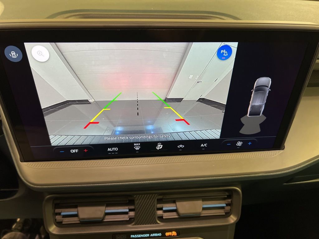 New 2025 Ford Maverick Lobo AWD/4WD image 32