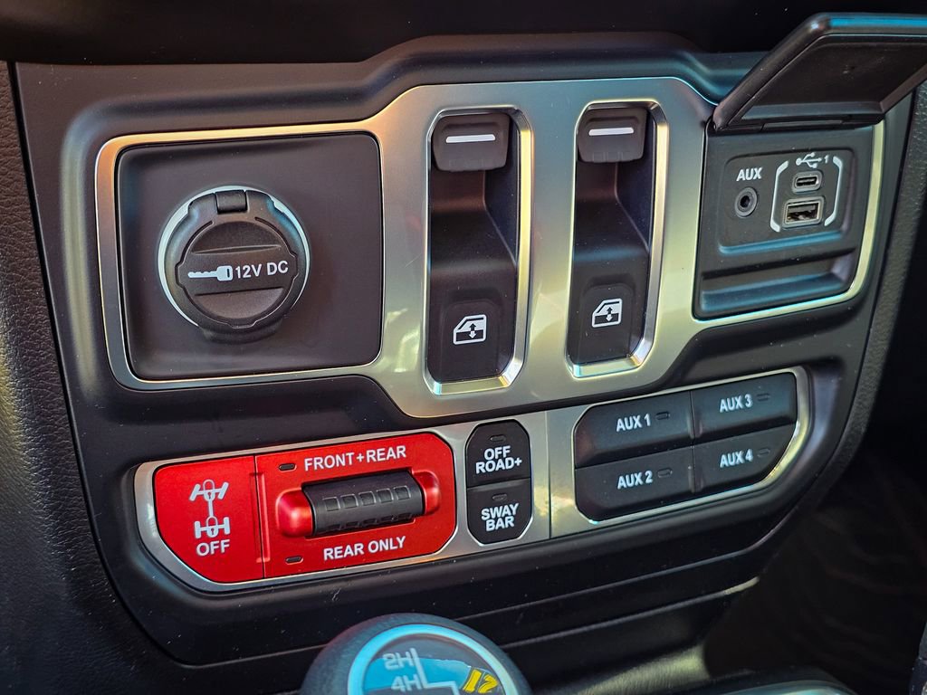 Certified 2021 Jeep Wrangler Rubicon AWD/4WD image 25