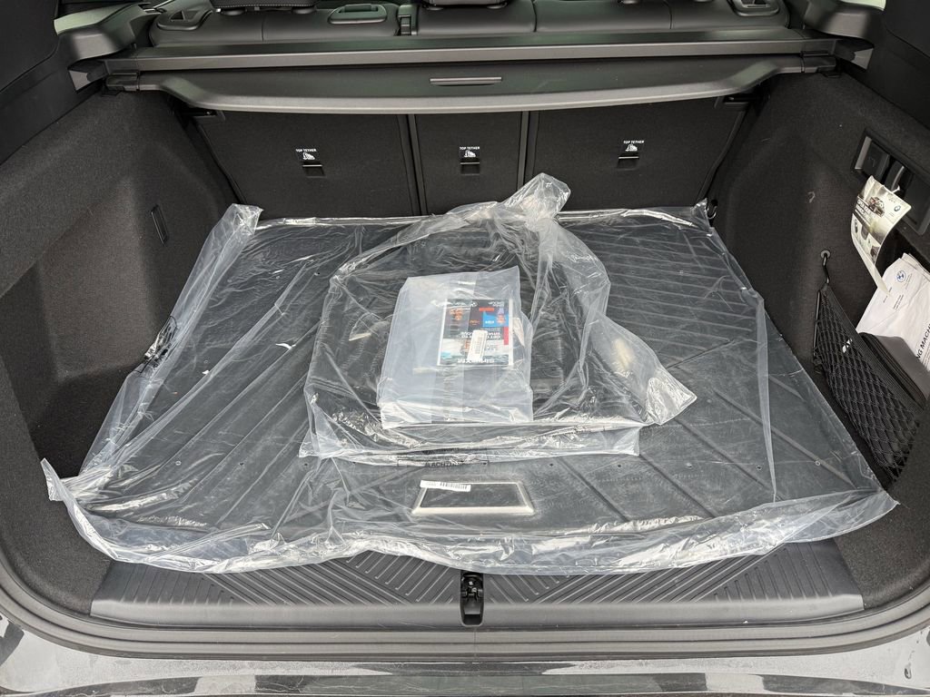 Used 2025 BMW X3 xDrive30i w/ Premium Package image 13